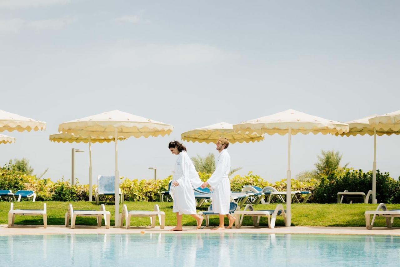 David Dead Sea Resort & Spa Ein Bokek Luaran gambar The swimming pool at the resort