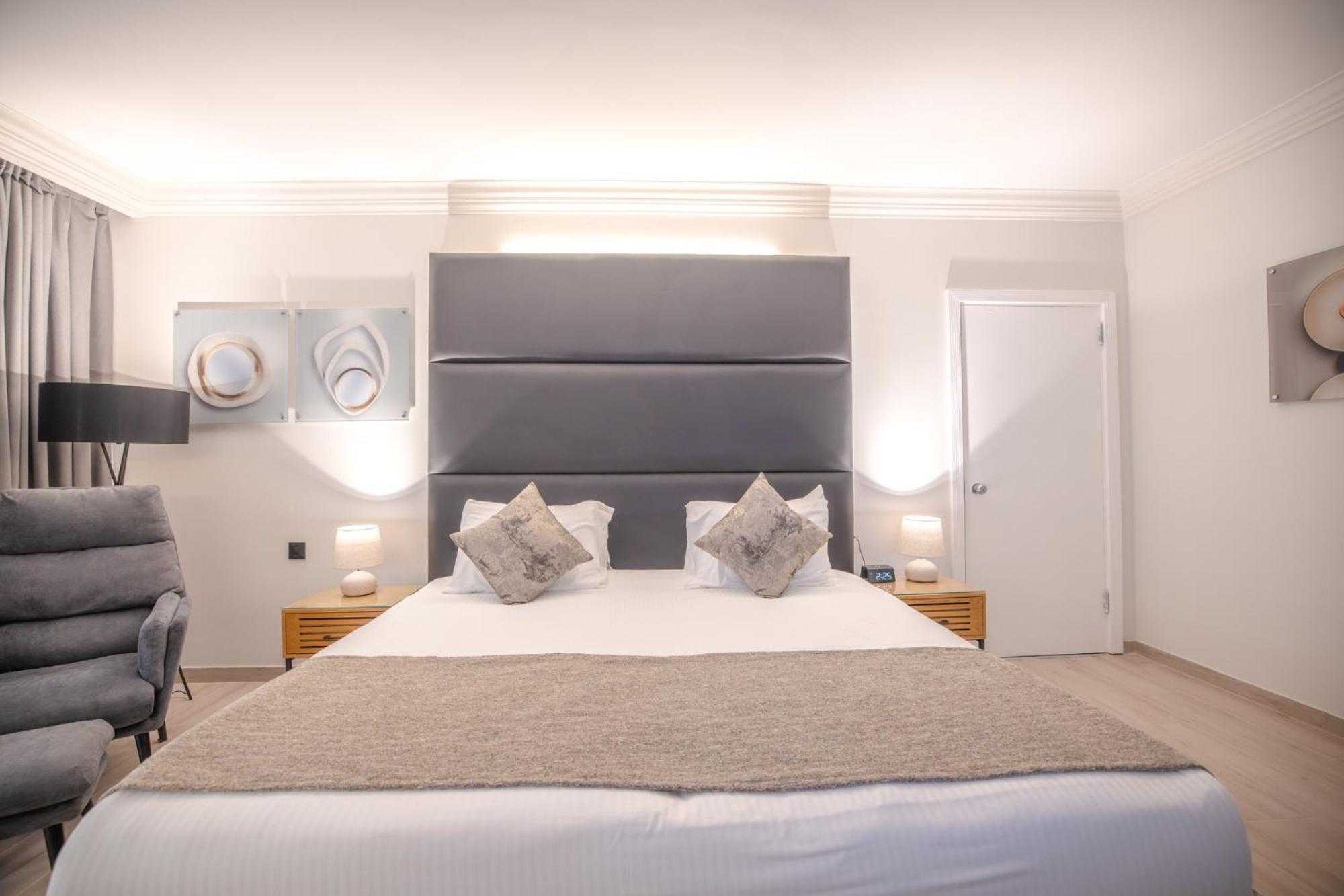 David Dead Sea Resort & Spa Ein Bokek Luaran gambar A bedroom at the hotel